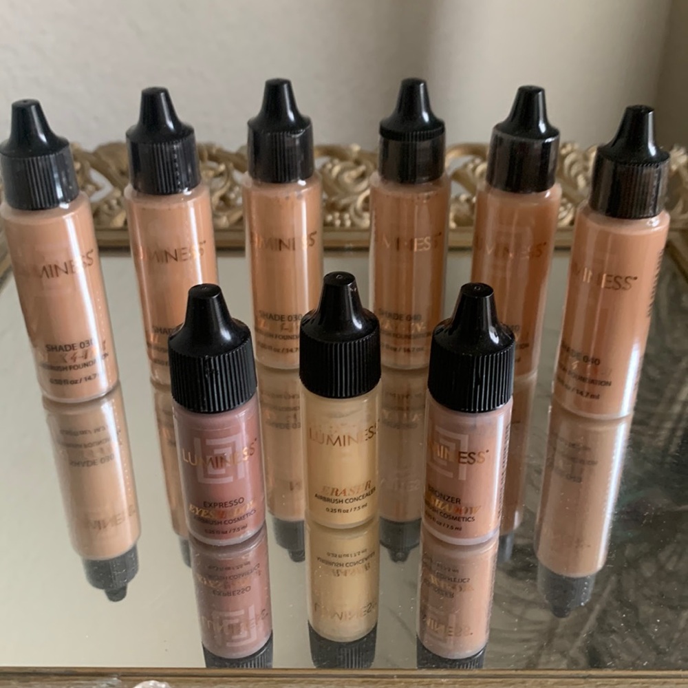 NEW unopened Luminess Airbrush foundation